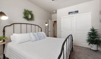 752 E Cottage Loop, Gardnerville, NV 89460