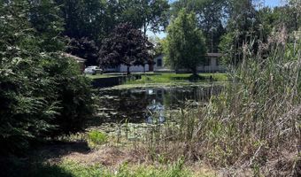 351 Center St, Algonac, MI 48001