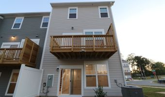 2732 Hunter Woods Dr, Apex, NC 27502