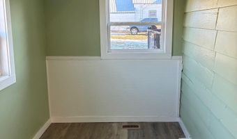 748 W Oak St, Bicknell, IN 47512