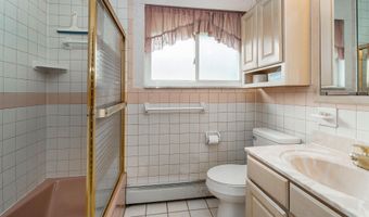 1402 Lehigh St, Allentown, PA 18103