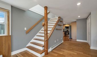17 Croto Ln, Albany, NH 03818