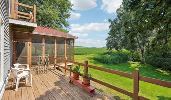 2473 Mt Hope Rd, Dodgeville, WI 53533