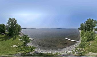 279 Hunter North Rd, Alburgh, VT 05440
