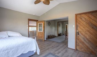 438 Carson Rd S, Carson, NM 87515
