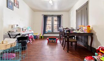 526 N Law St, Allentown, PA 18102