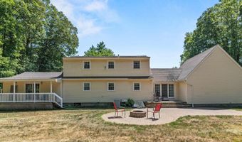 29 Maple Dr, Bedford, NH 03110