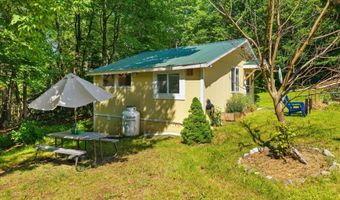 19 Perry Ln, Amherst, ME 04605