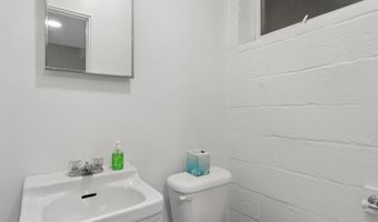 5719 NEWINGTON Rd, Bethesda, MD 20816