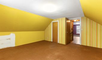 218 Breezy Hill Rd, Barton, VT 05822