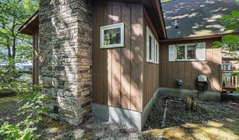 16864 Starkey Rd, Arcadia, MI 49613