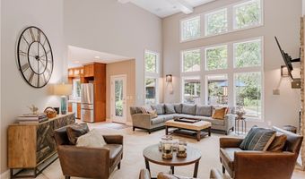 2816 Remington Pt, Aurora, OH 44202