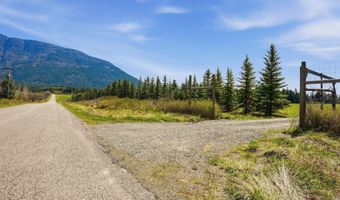 1770 Porthill Loop, Bonners Ferry, ID 83805