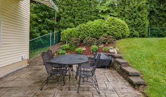274 Woodlawn Ave, Albany, NY 12208
