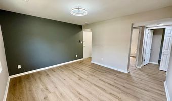 2008 38TH St SE 302, Washington, DC 20020