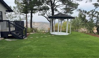 28983 Mountain Meadow Rd, Escondido, CA 92026