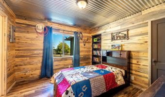 48 Wagon Box Rd, Story, WY 82842