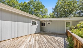 74 Woods Rd, Bethany, CT 06524
