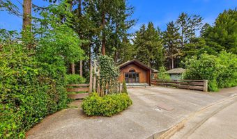 452 Tanglewood Rd, Arcata, CA 95521