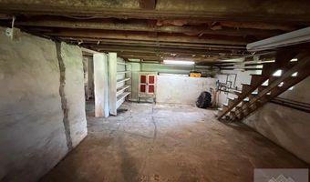 276 Blue Jay Dr, Beaver, WV 25813
