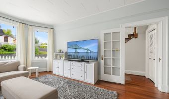590 17TH St, Astoria, OR 97103