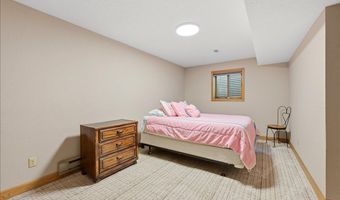 811 Yuma St, Belle Fourche, SD 57717