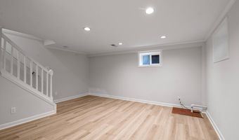 3206 S STAFFORD St, Arlington, VA 22206