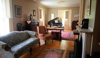 151 Kenduskeag Ave, Bangor, ME 04401