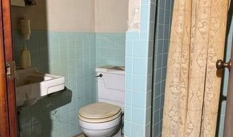 1727 W Woodhill Dr, Ashland, OH 44805