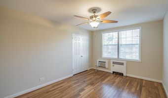 214 N GEORGE MASON Dr 214-4, Arlington, VA 22203