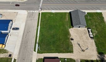 302 3rd St W, Bottineau, ND 58318