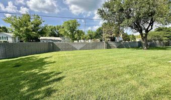 616 Autumn Ridge Ct, Andover, KS 67002