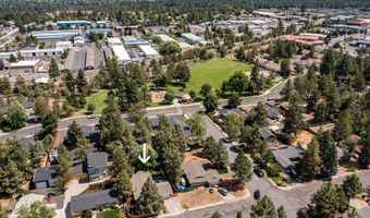 742 SE Sun Ln, Bend, OR 97702