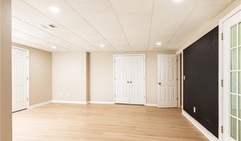9360 Nesbit Lakes Dr, Alpharetta, GA 30022
