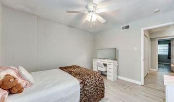 1210 Wicklow Rd A, Ballwin, MO 63021