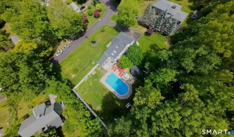13 Pleasant Rise Cir, Brookfield, CT 06804