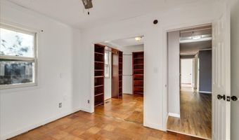 1207 E 7TH St, Cheyenne, WY 82007