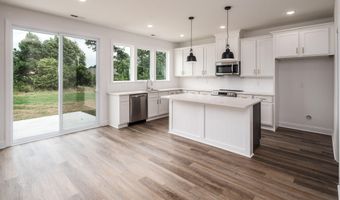 767 Fairway Rd, Ayden, NC 28513