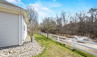 34 Ables Run Dr, Absecon, NJ 08201