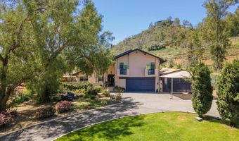 2573 Kauana Loa Dr, Escondido, CA 92029