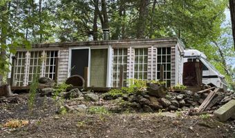 22 Paugus Cir, Rochester, NH 03839