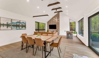 72 Keats Ln, Albrightsville, PA 18210