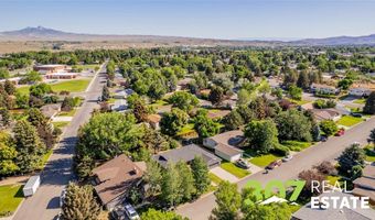 1207 Birch Ln, Cody, WY 82414