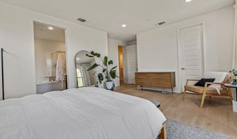 2683 5th St, Alameda, CA 94501