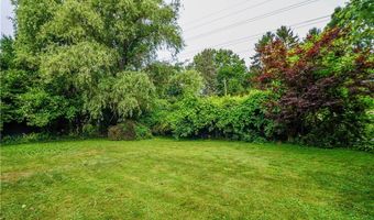 1277 Dewitt Dr, Akron, OH 44313