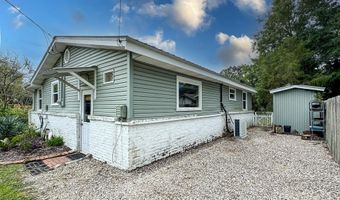 121 Ave D, Apalachicola, FL 32320