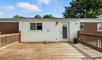 9800 Ridgely Ln, Affton, MO 63123