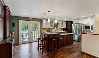 7243 Old Harbor Ave, Anchorage, AK 99504