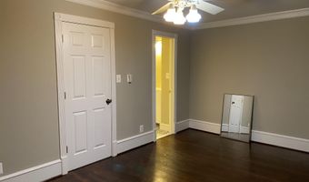 915 C St SE, Washington, DC 20003