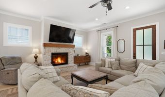 190 Chestnut St, Ball Ground, GA 30107
